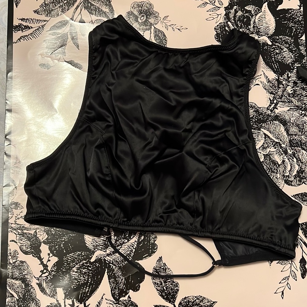 Victoria's Secret Neck Bralette Size XS, black,